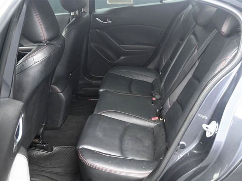 Used 2016 MAZDA MAZDA3 s Touring FWD image 10