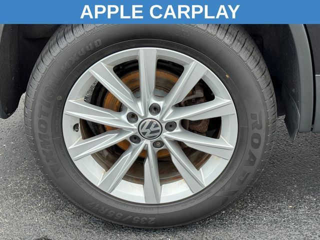 Used 2018 Volkswagen Tiguan Limited w/ Premium Package AWD/4WD image 12