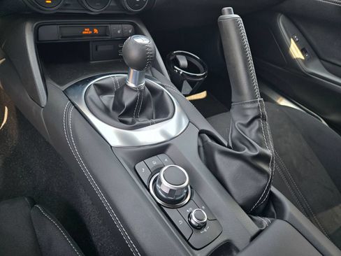 New 2026 MAZDA MX-5 Miata Club w/ Interior Package RWD image 14