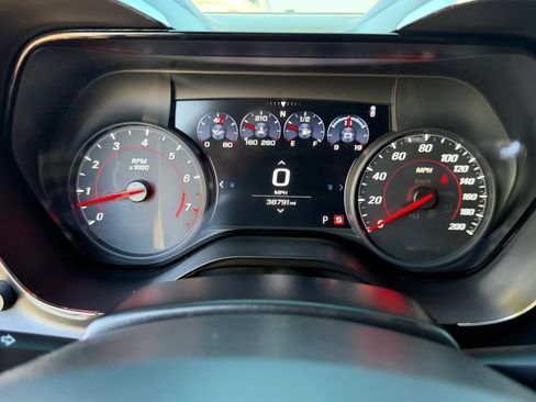Used 2022 Chevrolet Camaro SS image 33