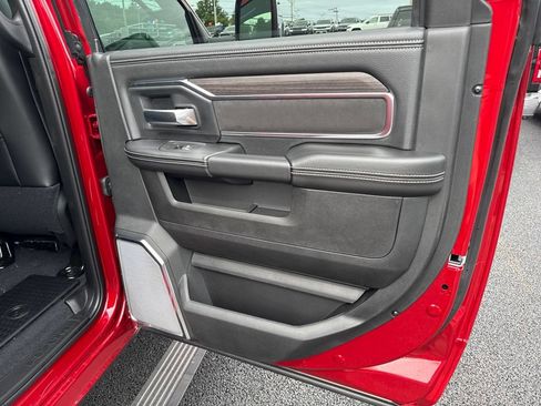 New 2026 RAM 2500 Laramie AWD/4WD image 26