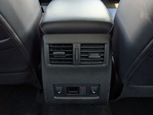 Used 2023 Mitsubishi Outlander SEL AWD/4WD image 27