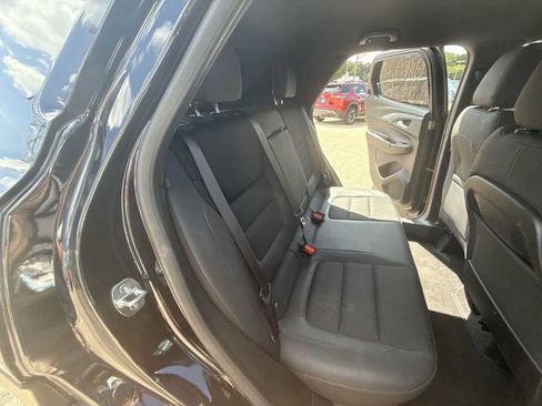 Used 2023 Chevrolet TrailBlazer RS FWD image 25