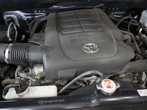 Used 2019 Toyota Tundra SR5 AWD/4WD image 31