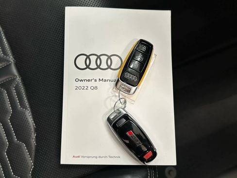 Used 2022 Audi RS Q8 AWD/4WD image 43