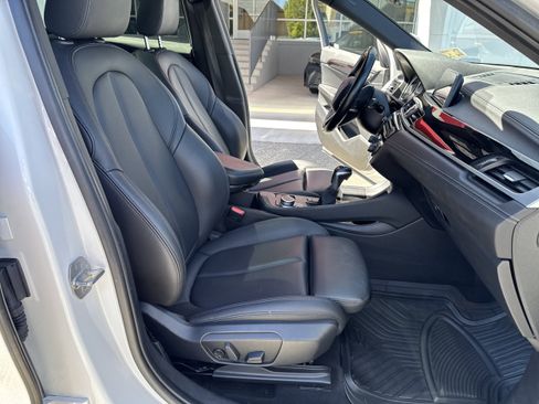 Used 2019 BMW X2 xDrive28i w/ Convenience Package AWD/4WD image 14