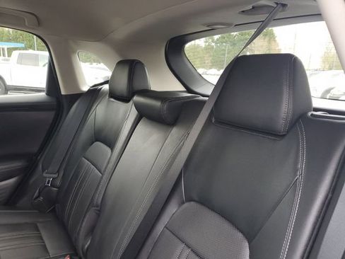 Certified 2024 Honda HR-V EX-L image 9