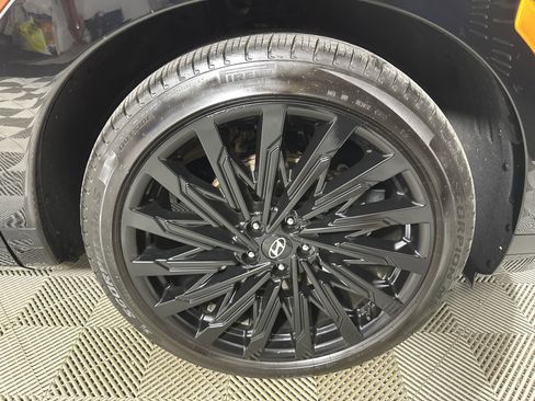 Used 2024 Hyundai Santa Fe Calligraphy image 27