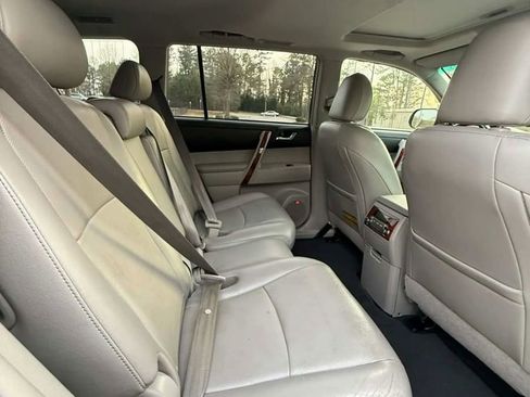 Used 2013 Toyota Highlander Limited image 8