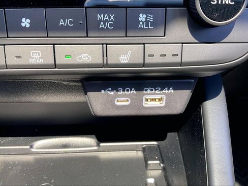 New 2026 Subaru Outback Limited AWD/4WD image 20