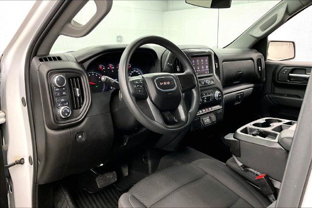 Used 2024 GMC Sierra 1500 Pro w/ Graphite Edition AWD/4WD image 16