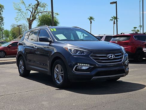 Used 2017 Hyundai Santa Fe Sport FWD image 3