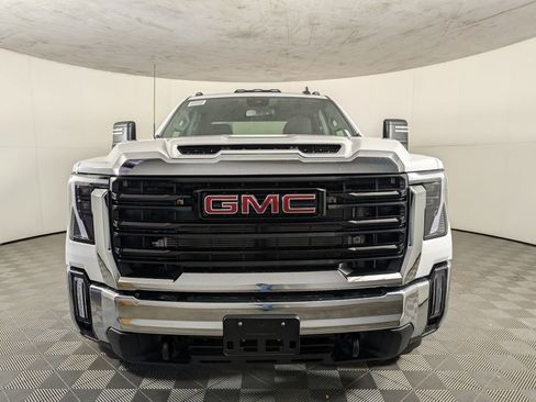 New 2026 GMC Sierra 3500 Pro w/ Convenience Package image 2