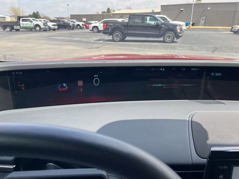 Used 2024 Lincoln Nautilus Reserve w/ Equipment Group 202A image 17