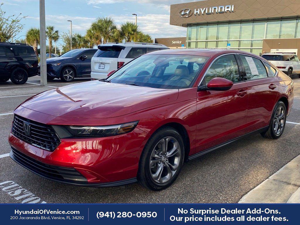 Used 2024 Honda Accord EX image 9