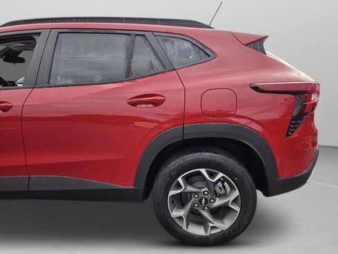 New 2026 Chevrolet Trax LT image 22