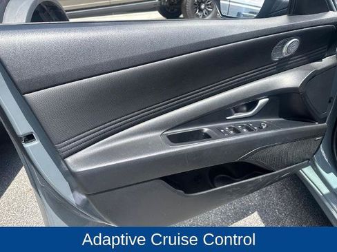Used 2023 Hyundai Elantra Limited w/ Cargo Package FWD image 7