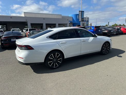 Certified 2025 Honda Accord Touring image 3