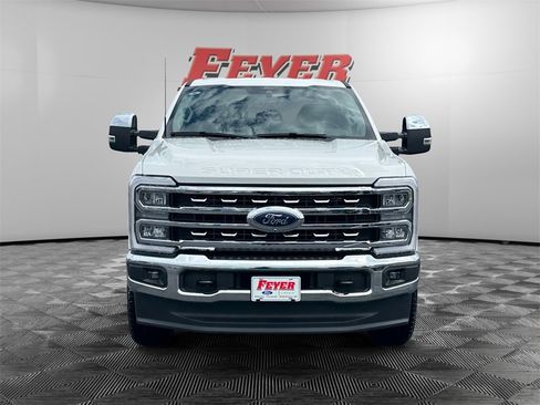 Certified 2025 Ford F250 Lariat w/ Chrome Package image 8