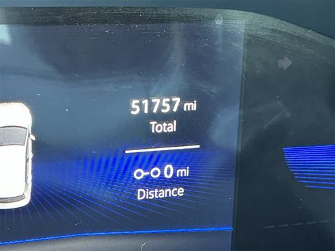 Used 2024 Volkswagen Tiguan S image 33