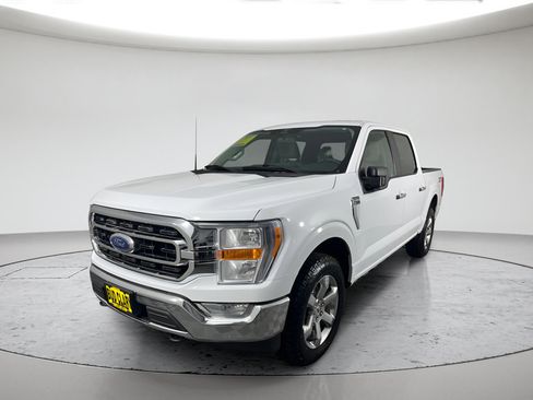 Used 2023 Ford F150 XLT w/ XTR Package AWD/4WD image 12