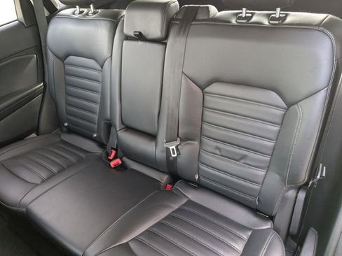 Used 2022 Ford Edge SEL w/ Convenience Package image 29