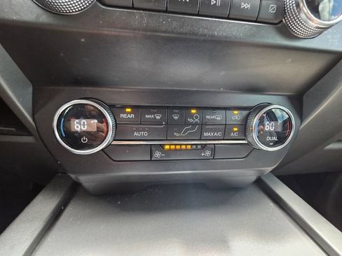 Used 2020 Ford Expedition XLT w/ Equipment Group 201A AWD/4WD image 21