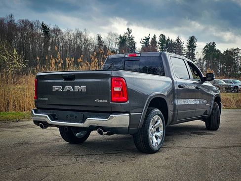 New 2026 RAM 1500 4x4 Crew Cab image 3
