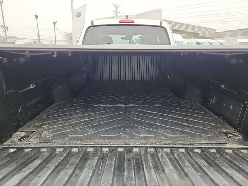 Used 2022 Toyota Tacoma SR image 16