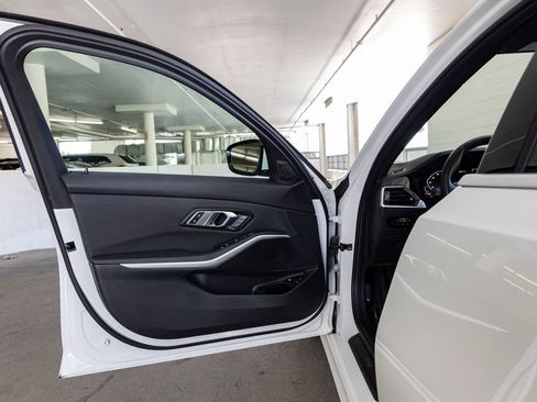 Used 2021 BMW 330e RWD image 13