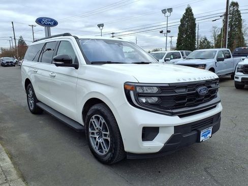 Certified 2025 Ford Expedition Max Active image 3