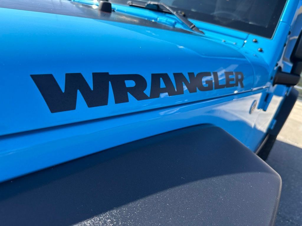 Used 2017 Jeep Wrangler Unlimited Sport AWD/4WD image 14