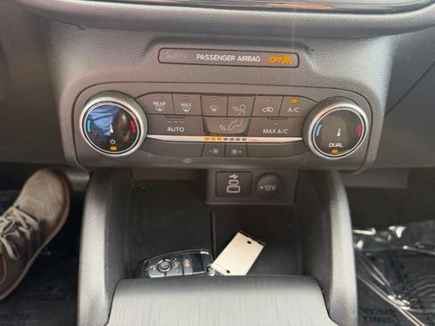 Used 2025 Ford Escape ST-Line FWD image 26
