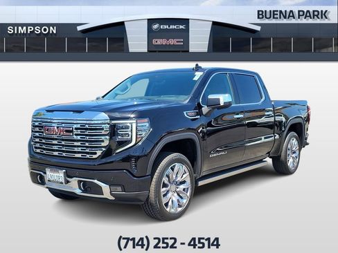 Used 2023 GMC Sierra 1500 Denali w/ Denali Reserve Package AWD/4WD image 4