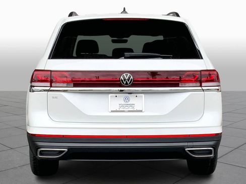 New 2026 Volkswagen Atlas SE image 4