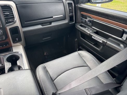 Used 2016 RAM 1500 Laramie w/ Convenience Group AWD/4WD image 20