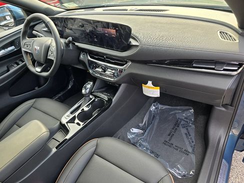 New 2026 Buick Envista Avenir FWD image 29