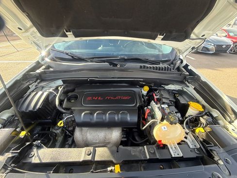 Used 2015 Jeep Renegade Trailhawk w/ Safety & Security Group I image 10