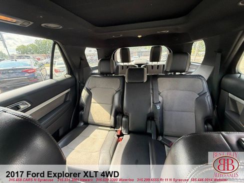 Used 2017 Ford Explorer XLT w/ Equipment Group 202A AWD/4WD image 23