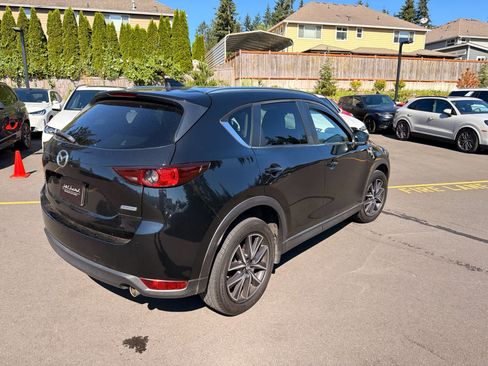 Used 2018 MAZDA CX-5 Touring w/ Preferred Equipment Package AWD/4WD image 4