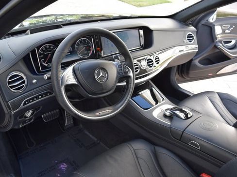 Used 2015 Mercedes-Benz S 63 AMG 4MATIC Sedan image 39
