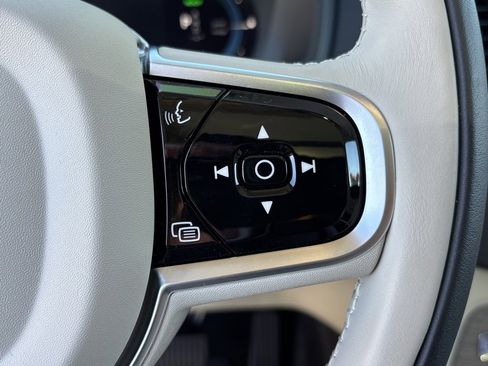 Used 2025 Volvo XC90 T8 Ultra image 21