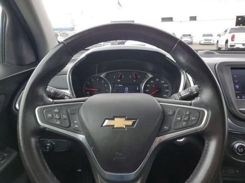 Used 2022 Chevrolet Equinox LT FWD image 11
