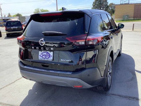 Used 2021 Nissan Rogue SV AWD/4WD image 13