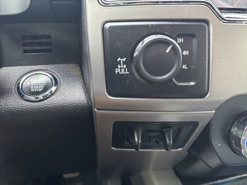 Used 2022 Ford F350 Lariat w/ Lariat Ultimate Package image 19