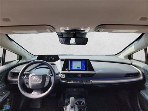 Used 2023 Toyota Prius XLE FWD image 14