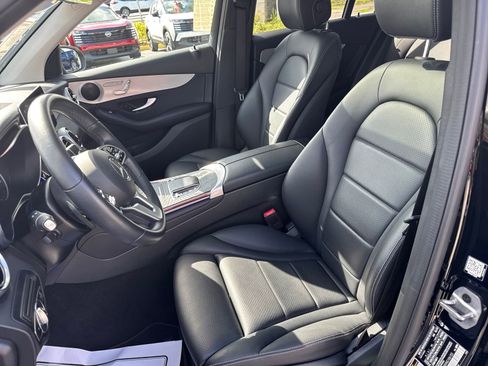 Used 2022 Mercedes-Benz GLC 300 image 25