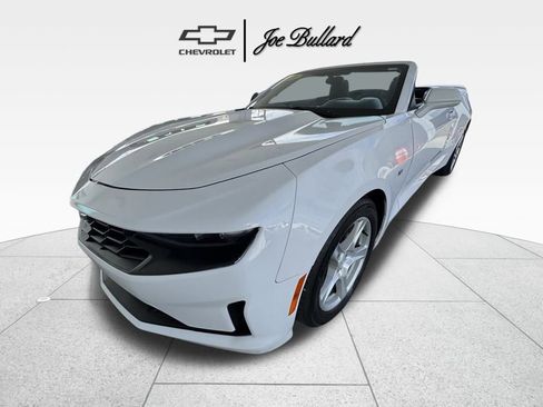 Used 2020 Chevrolet Camaro LT image 12
