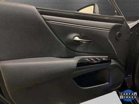 Used 2024 Lexus ES 350 image 32
