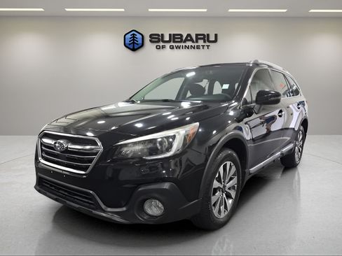Used 2018 Subaru Outback 3.6R Touring w/ Protection Package #1 AWD/4WD image 1